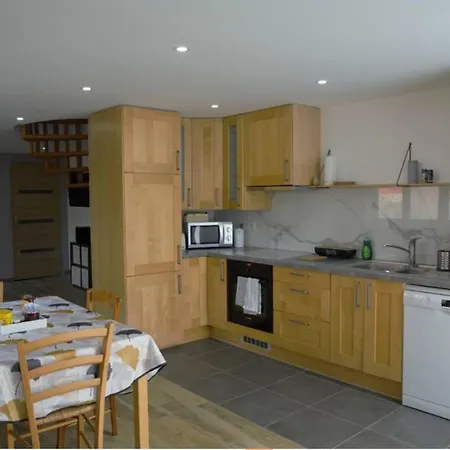 Jolie Maison De Centre-ville: Le Tournesac